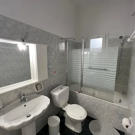 Aronis Spyros Panoramic Seaview Apartments Longos  Room photo